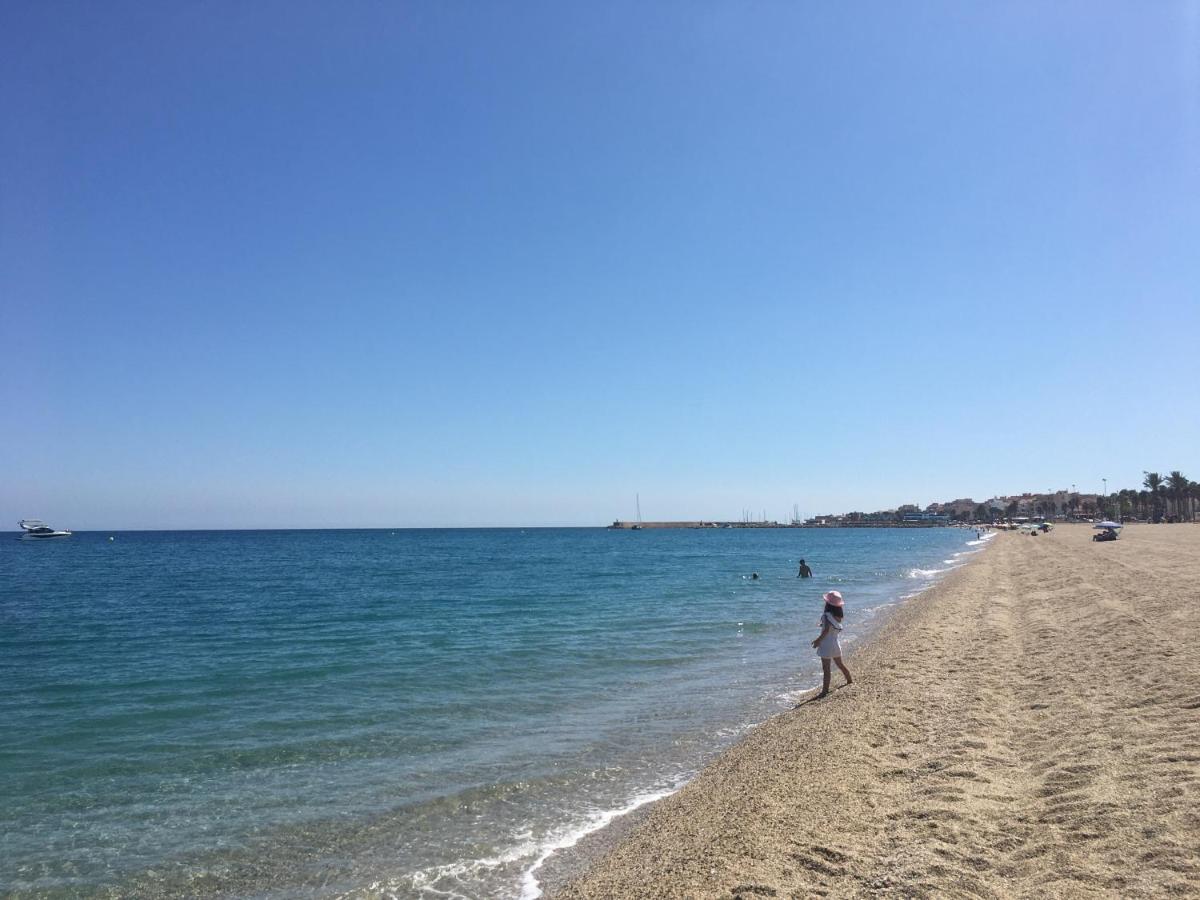 Atico Almeria. Paseo Maritimo Roquetas De Mar Eksteriør billede